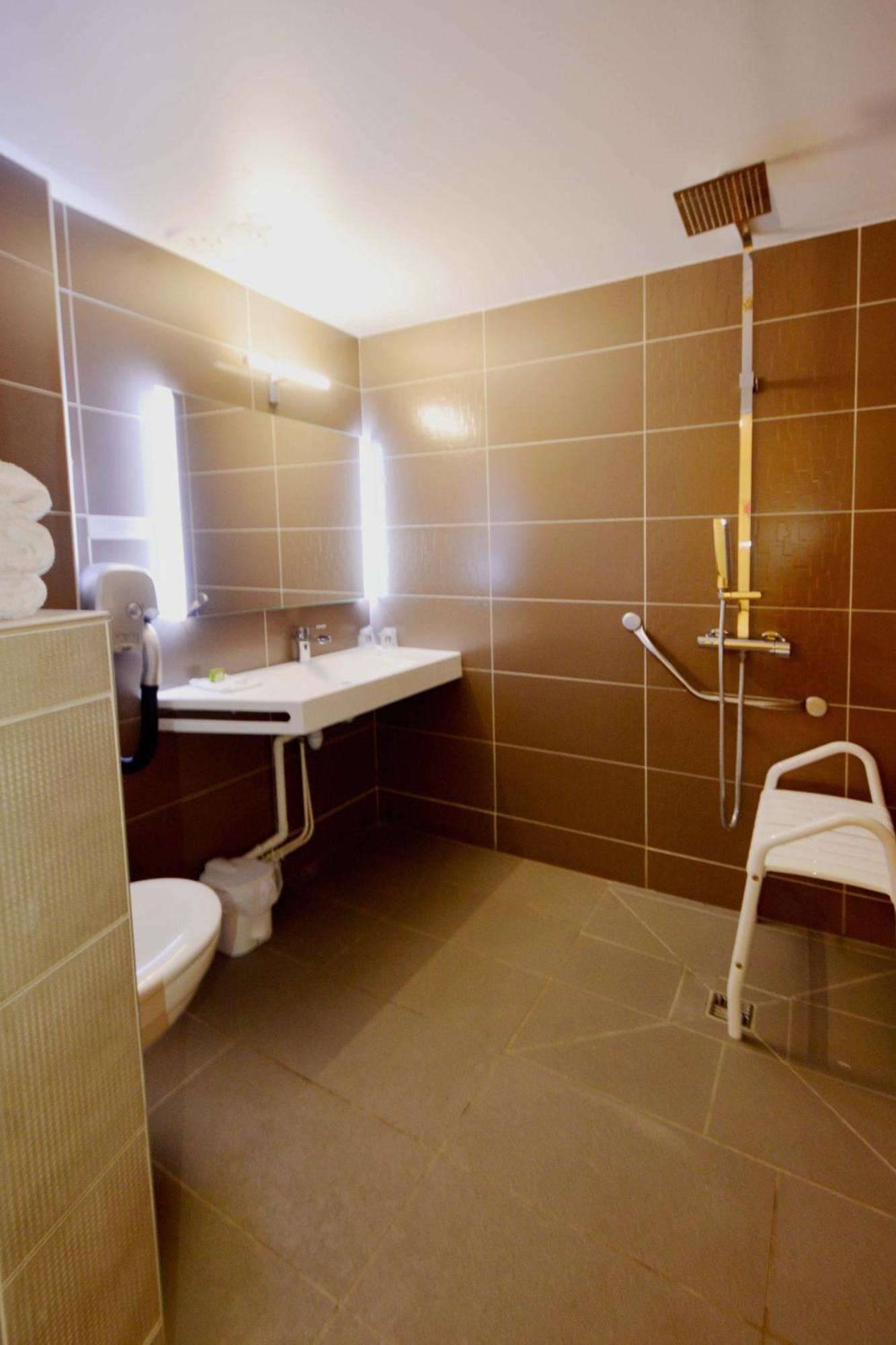 Logis - Hotel & Restaurant Des Lacs Paris Sud Viry-Châtillon Zewnętrze zdjęcie