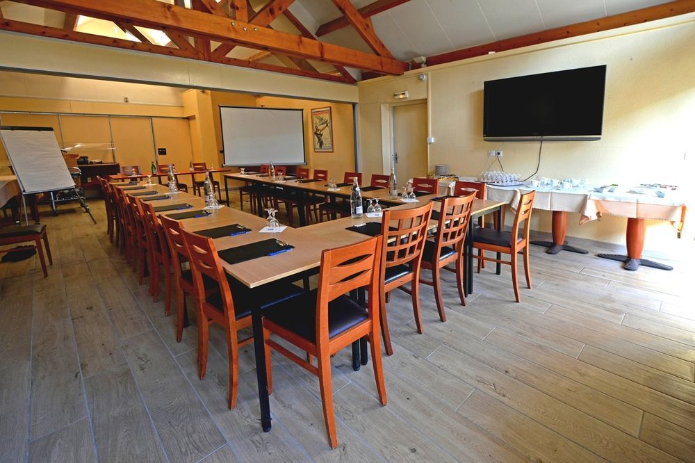 Logis - Hotel & Restaurant Des Lacs Paris Sud Viry-Châtillon Zewnętrze zdjęcie